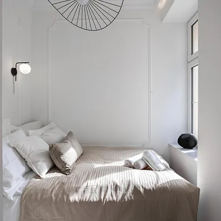 Modern Garbary 62 Zloto & Design