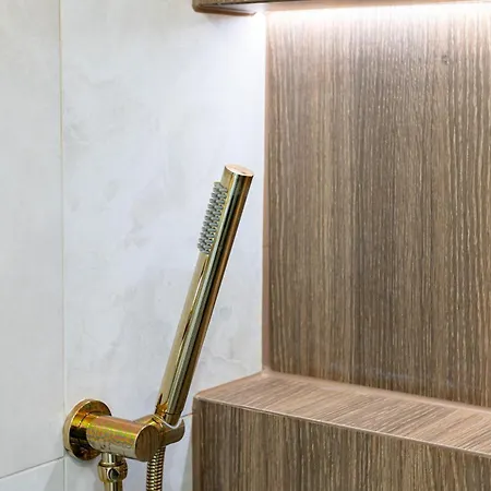 Modern Garbary 62 Zloto & Design * Poznań